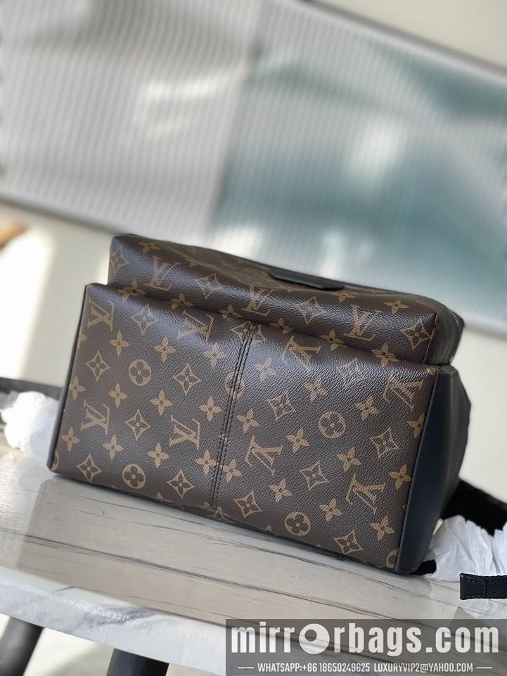 LV Replica Bags Discovery M22558 29x38x20cm gf