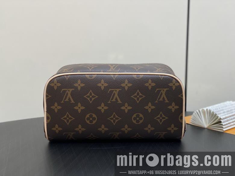 LV Replica Bags Toiletry M11750 24x13x13cm gf3