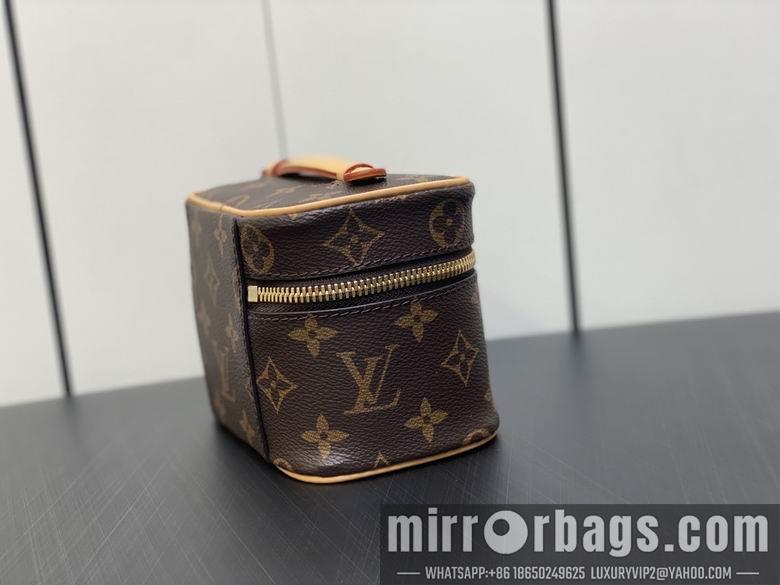 LV Replica Bags NiceNano M44936 14x10.2x8.5cm gf