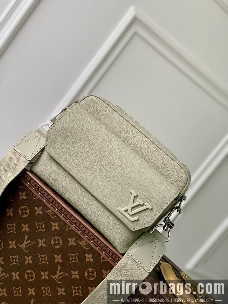 LV Replica Bags Fastline M22611 23.5x18x7cm gf3色