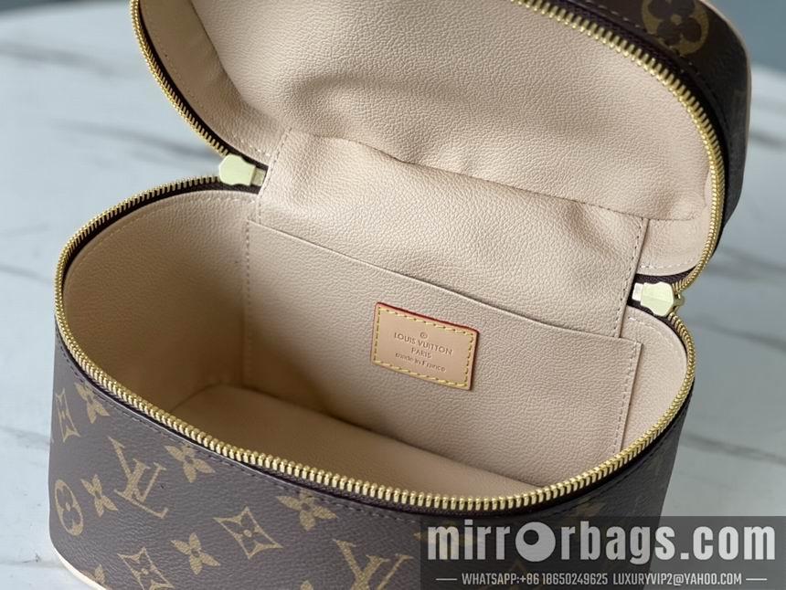 LV Replica Bags 化妆包 M44495 20X13.5X12 cm AF