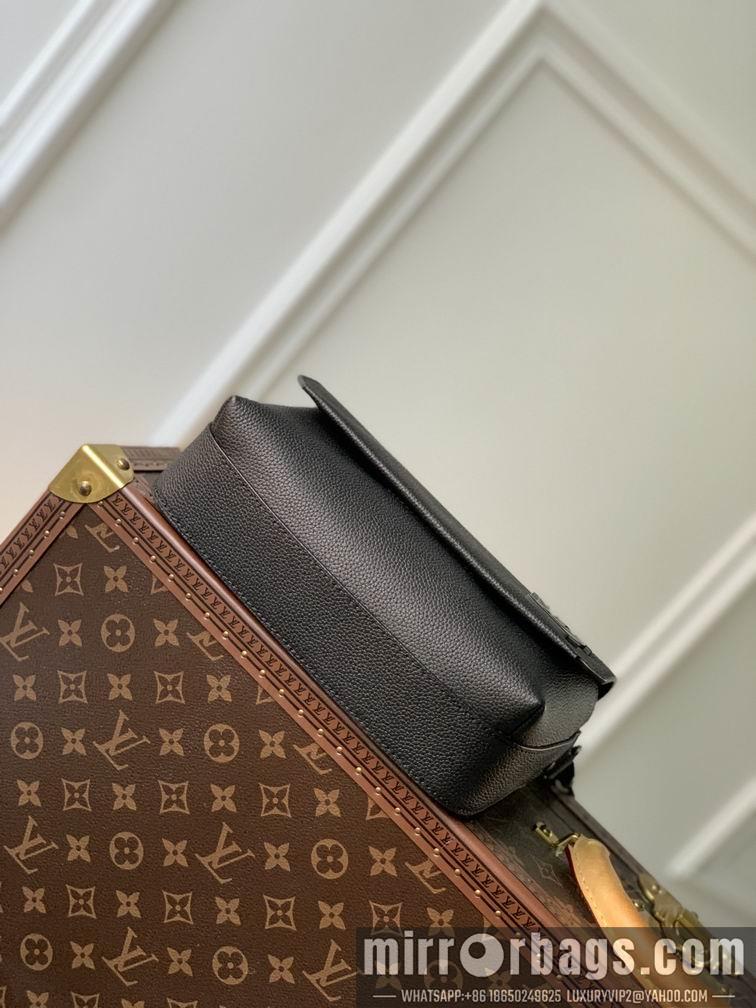 LV Replica Bags Fastline M22611 23.5x18x7cm gf3色