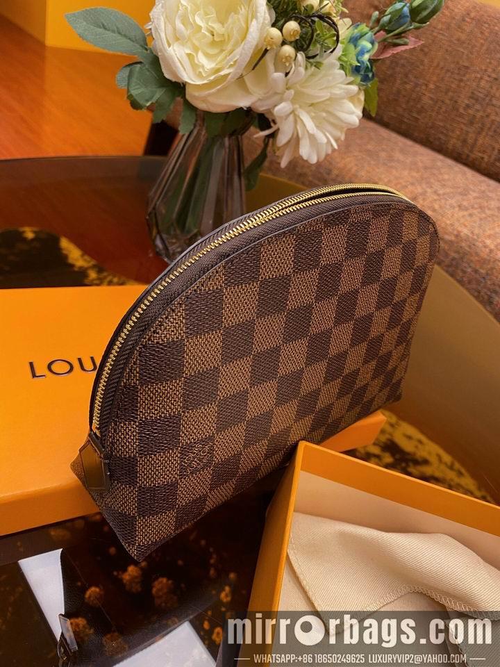 LV Replica Bags M47353 22.5x5.5x15.5cm gf