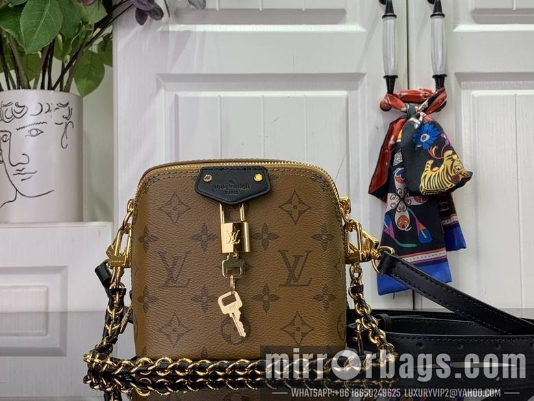 LV Replica Bags M47162 13X14X11.5cm