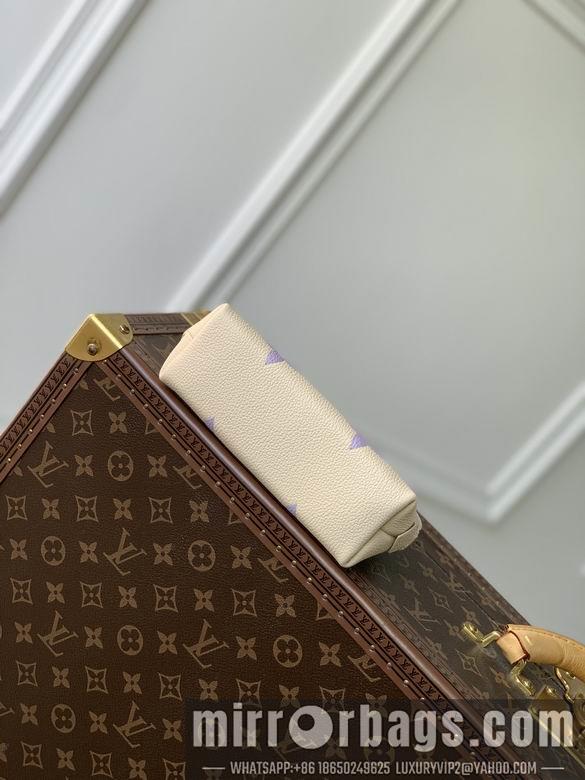 LV Replica Bags M45915 17x12x6cm gf