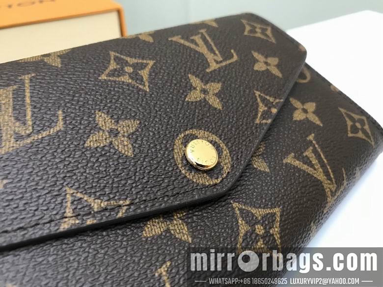 LV Replica Bags M62235 19X10cm