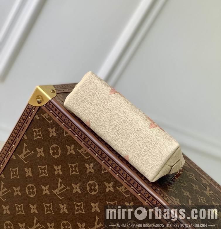 LV Replica Bags M45915 17x12x6cm gf