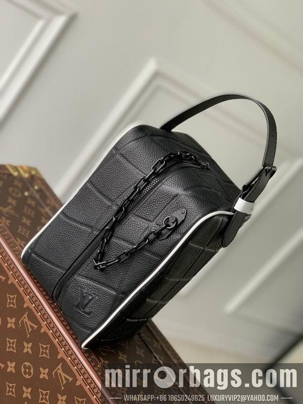 LV Replica Bags dopp kit M81849 15x24x15cm gf