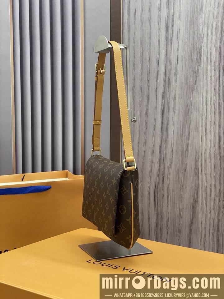 LV Replica Bags 中古包 M51257 25x22x4cm gf