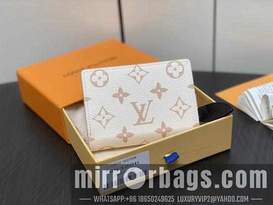 LV Replica Bags Clea M83226 11x8.5x3.5cm gf