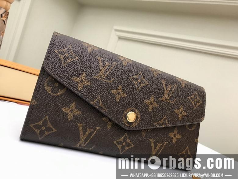 LV Replica Bags M62235 19X10cm