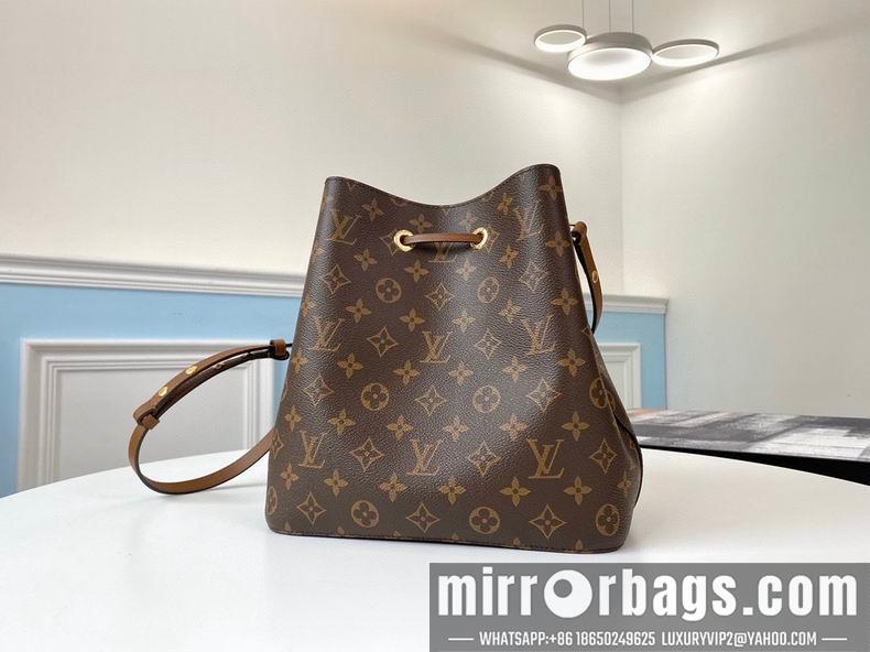 LV Replica Bags Gaston M44887 26x26x17.5 cm gf