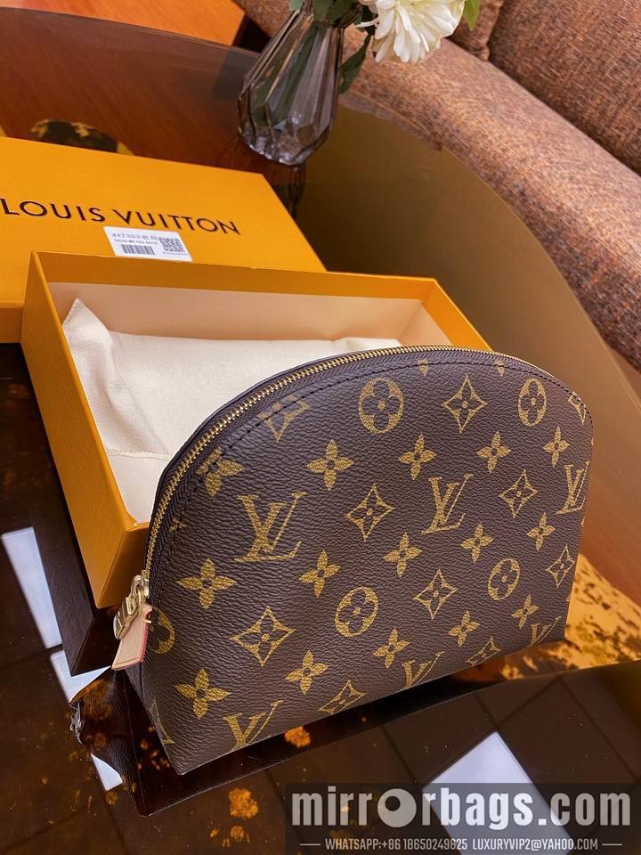 LV Replica Bags M47353 22.5x5.5x15.5cm gf