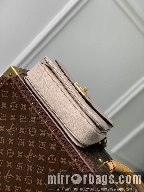 LV Replica Bags Oxford M22792 22x16x9.5cm gf