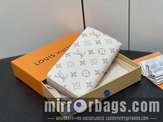 LV Replica Bags Zippy M83093 19.5x10.5x2.5cm gf