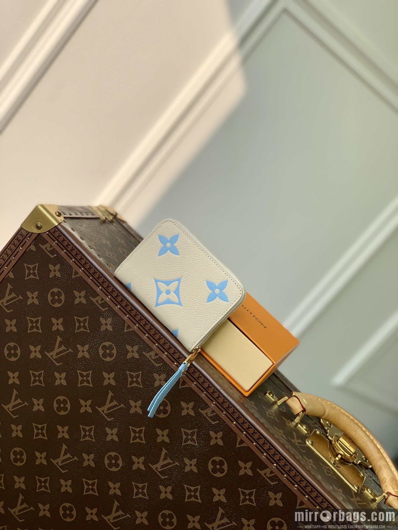 LV Replica Bags M60574 11x8x1cm gf3