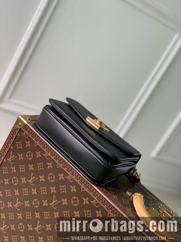 LV Replica Bags Oxford M22792 22x16x9.5cm gf