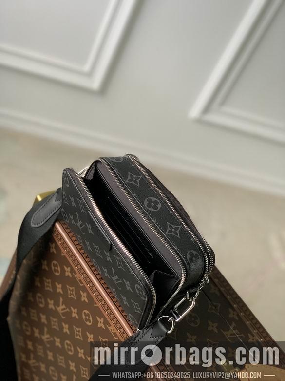 LV Replica Bags Alpha Wearable M81260 18.5x11x6.5cm gf