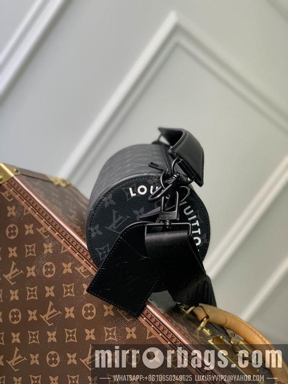 LV Replica Bags Soft Polochon M46692 27x15x15cm gf