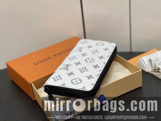 LV Replica Bags Zippy M83381 10x20x2cm gf