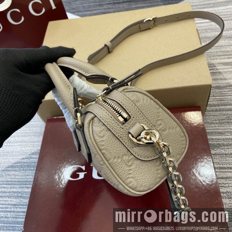 Gucci Replica Bags Emblem 815256 16.5X10X8cm MP