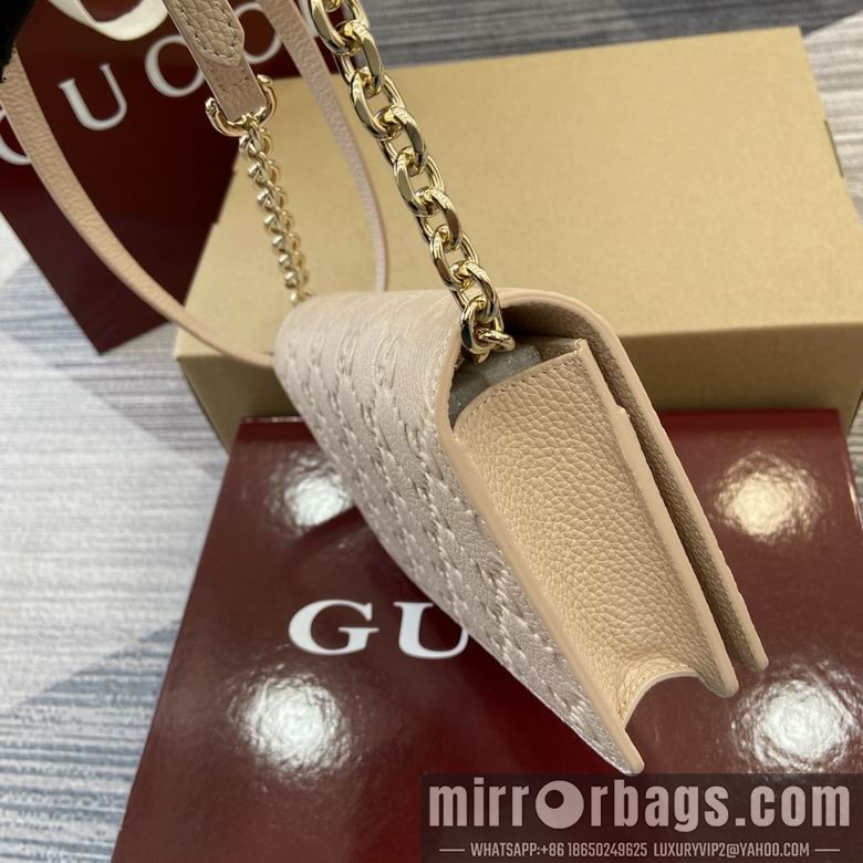 Gucci Replica Bags Emblem 818705 20X12.5X4cm MP 2colour