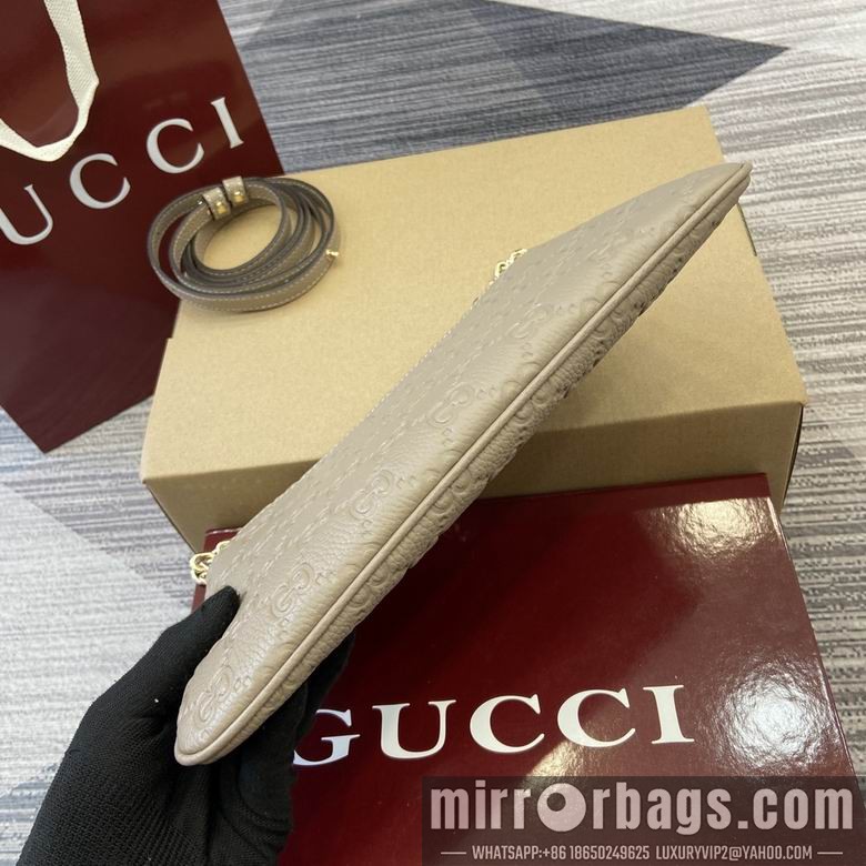 Gucci Replica Bags Emblem 815277 29.5X16X2cm MP 2colour