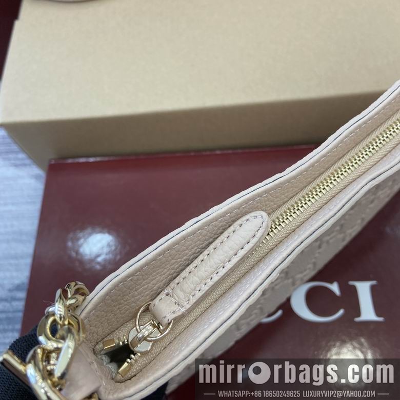 Gucci Replica Bags Emblem 815277 29.5X16X2cm MP 2colour