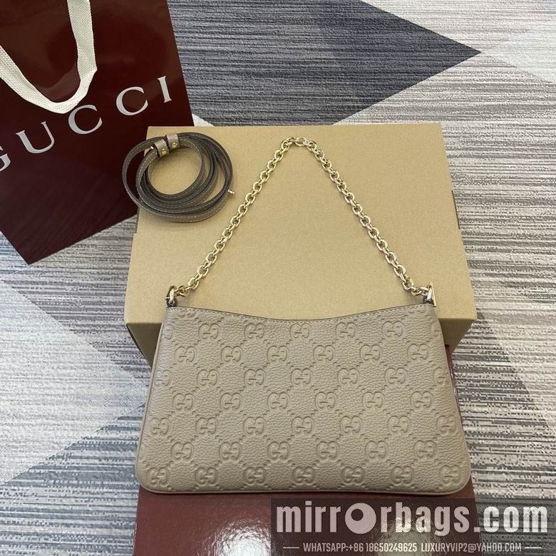 Gucci Replica Bags Emblem 815277 29.5X16X2cm MP 2colour