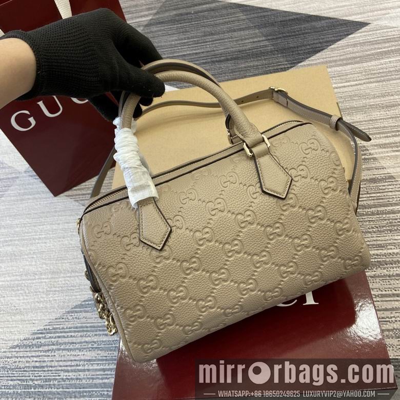 Gucci Replica Bags Emblem 815255 25.5X16X14cm MP