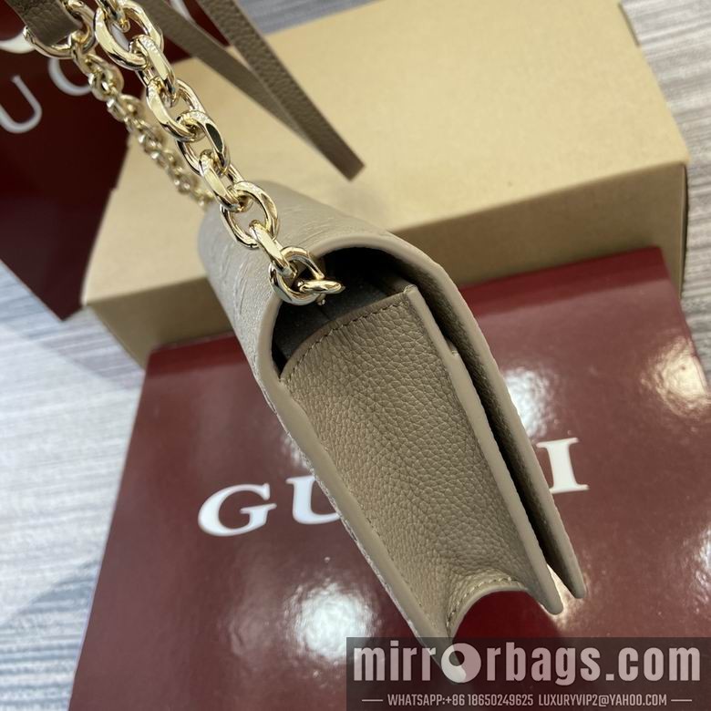 Gucci Replica Bags Emblem 818705 20X12.5X4cm MP 2colour