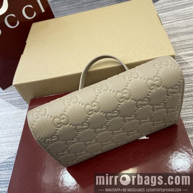 Gucci Replica Bags Emblem 818705 20X12.5X4cm MP 2colour