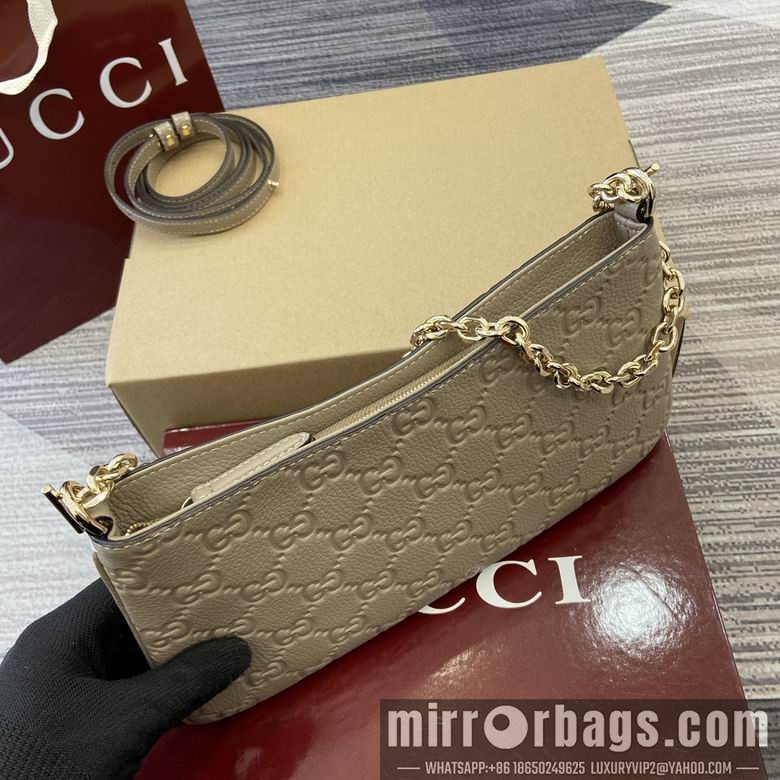 Gucci Replica Bags Emblem 815277 29.5X16X2cm MP 2colour