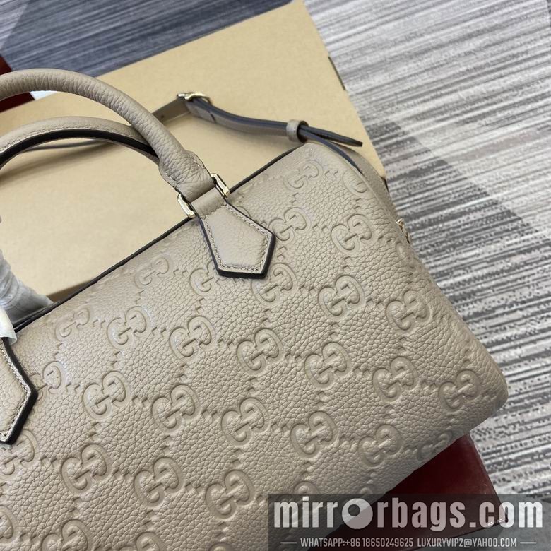 Gucci Replica Bags Emblem 815255 25.5X16X14cm MP