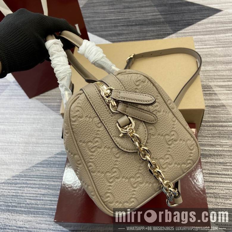 Gucci Replica Bags Emblem 815255 25.5X16X14cm MP