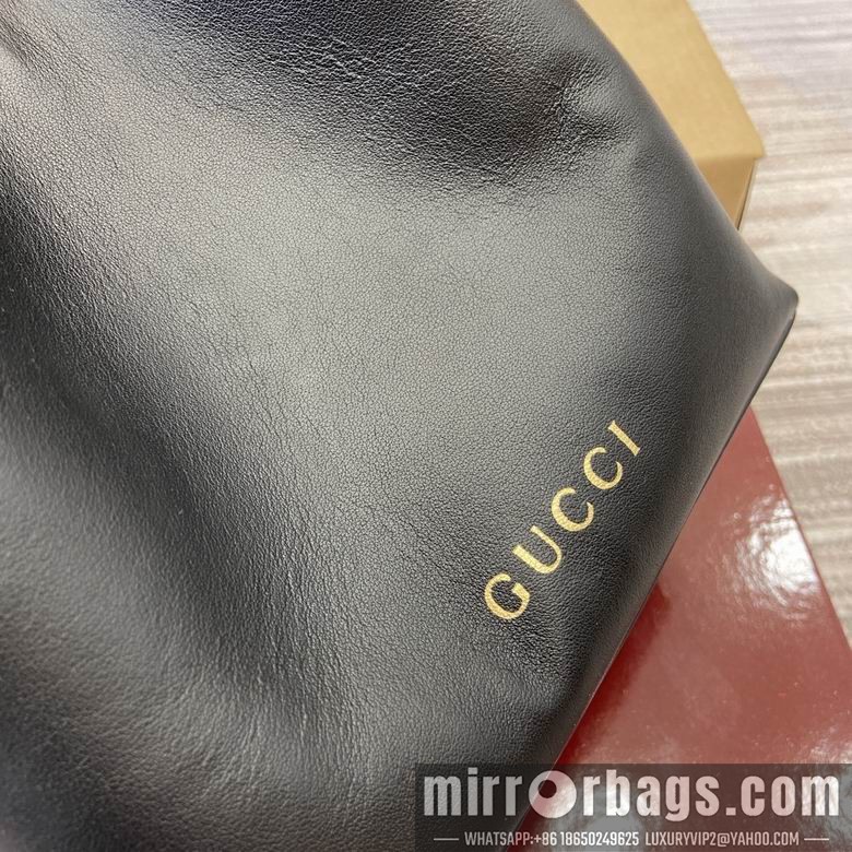 Gucci Replica Bags 815118 19X18X11cm MP