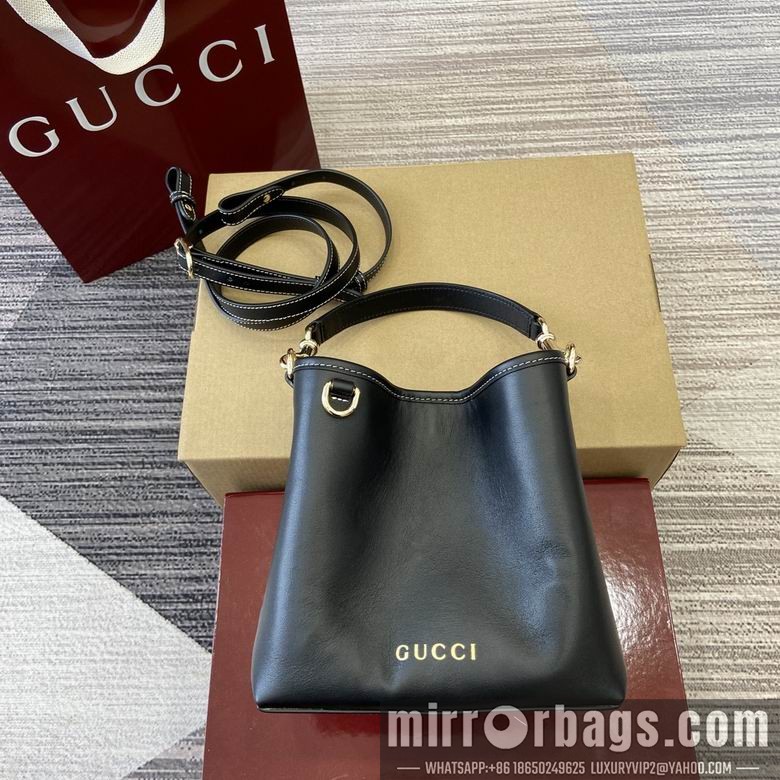 Gucci Replica Bags 815118 19X18X11cm MP