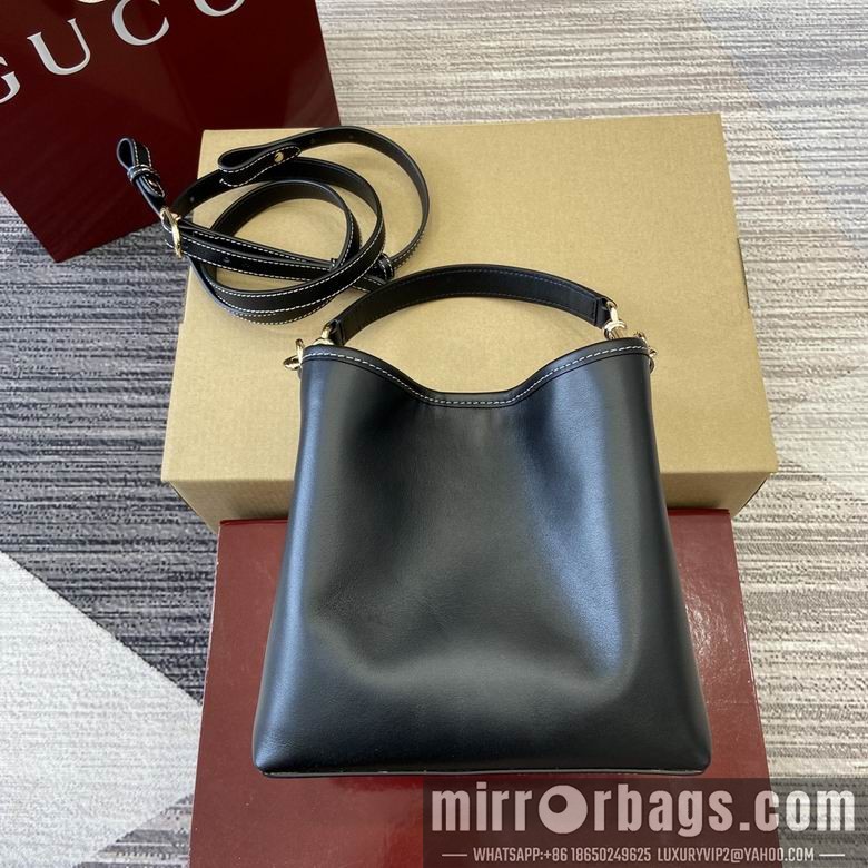 Gucci Replica Bags 815118 19X18X11cm MP