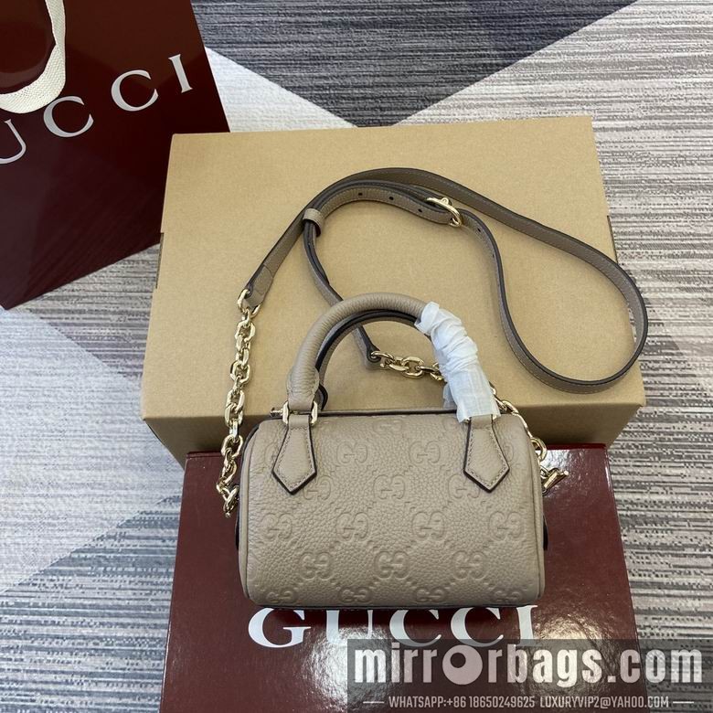 Gucci Replica Bags Emblem 815256 16.5X10X8cm MP