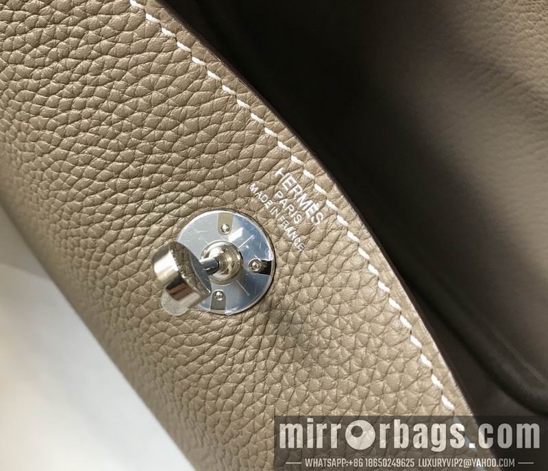 Hermes Replica Bags Mini Lindy 19cm am 01