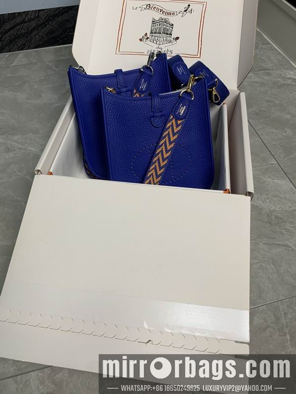 Hermes Replica Bags Evelyne mini Togo am 01