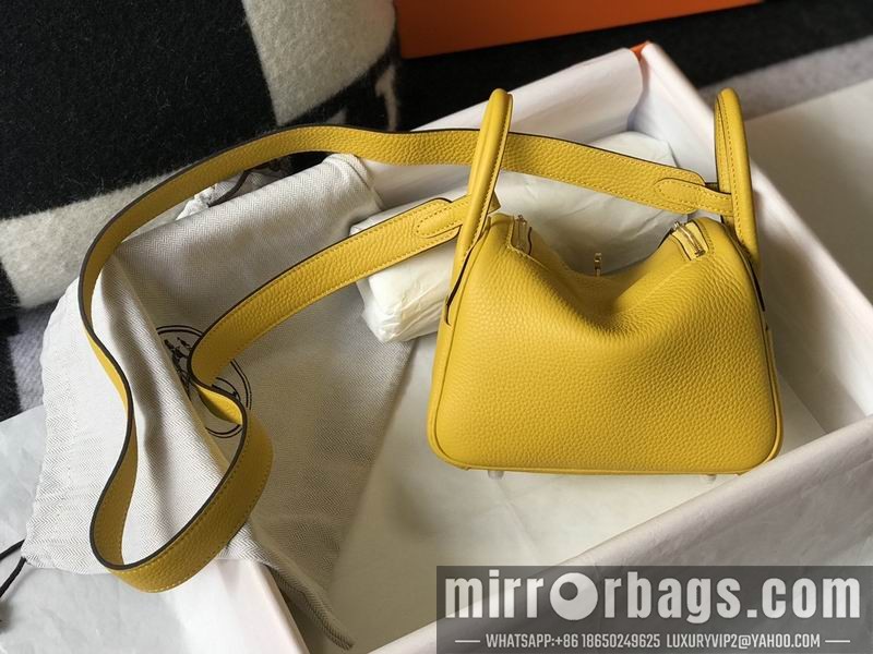 Hermes Replica Bags Mini Lindy 19cm am 01