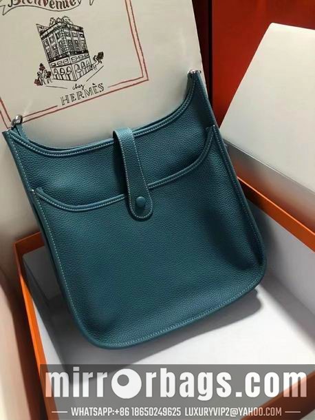 Hermes Replica Bags Evelyne 28x30x9cm am 02