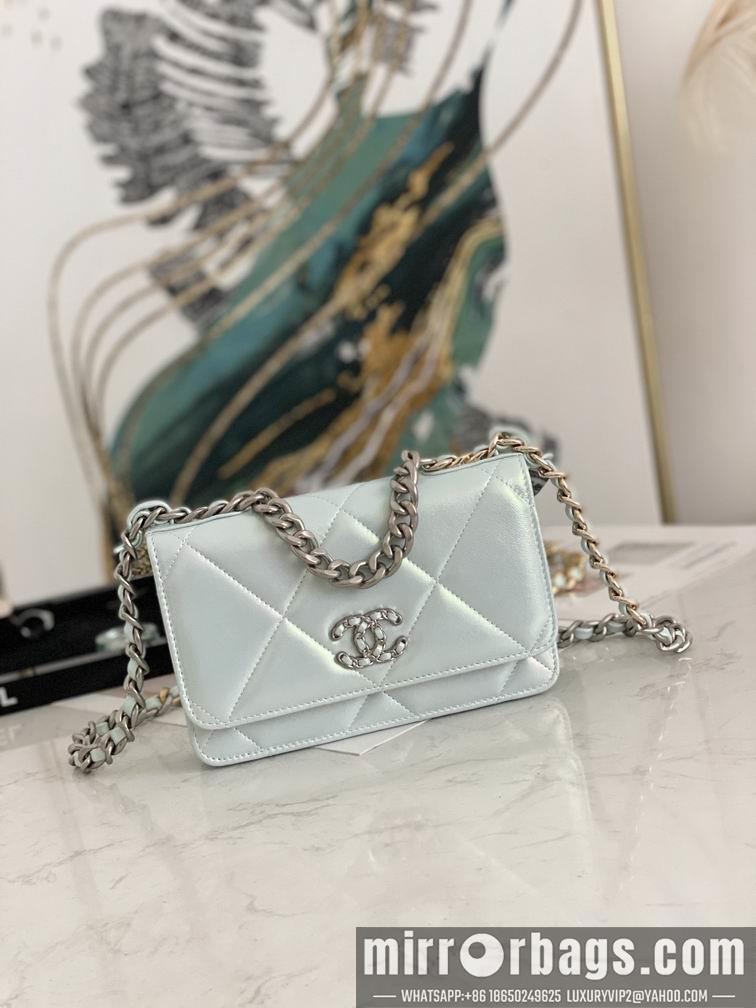 Chanel Replica Bags 86092 02850，19cm al