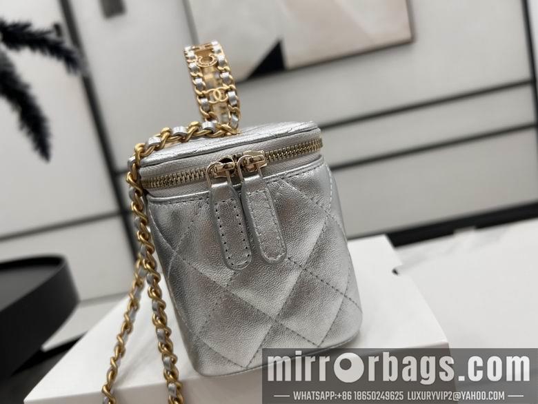 Chanel Replica Bags A96043 17cm BL