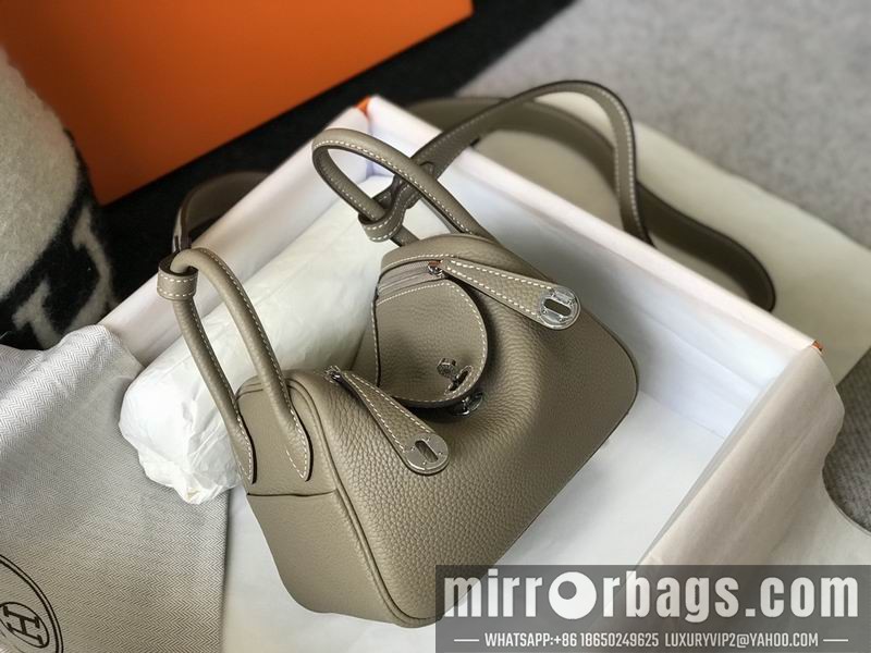 Hermes Replica Bags Mini Lindy 19cm am 01