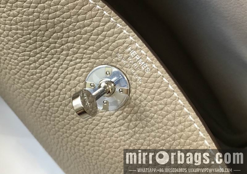 Hermes Replica Bags Mini Lindy 19cm am 01