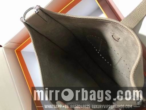 Hermes Replica Bags Evelyne 28x30x9cm am 02