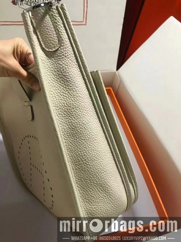 Hermes Replica Bags Herme Evelyne 28x30x9cm 080505 AM-2