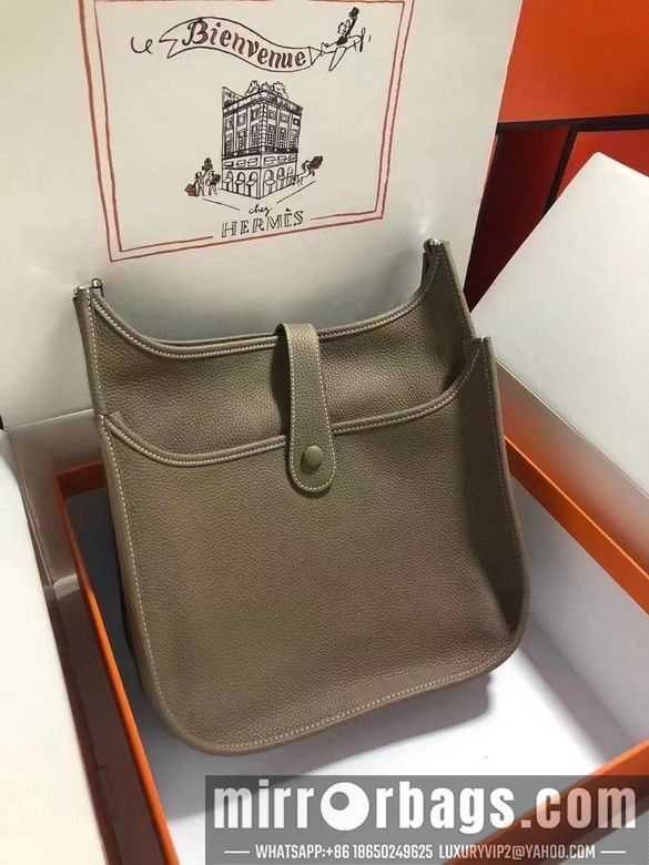 Hermes Replica Bags Herme Evelyne 28x30x9cm 080505 AM-6